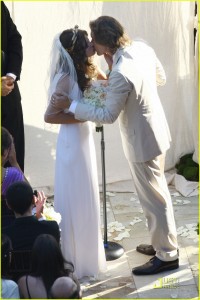 milla-jovovich-wedding-picture-15